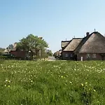 Reethus Gluecklicher Matthias Hausteil Uasterlun