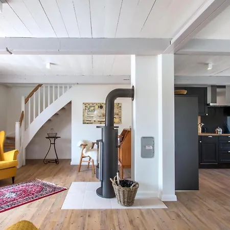 Reethus Gluecklicher Matthias Hausteil Uasterlun * Oldsum