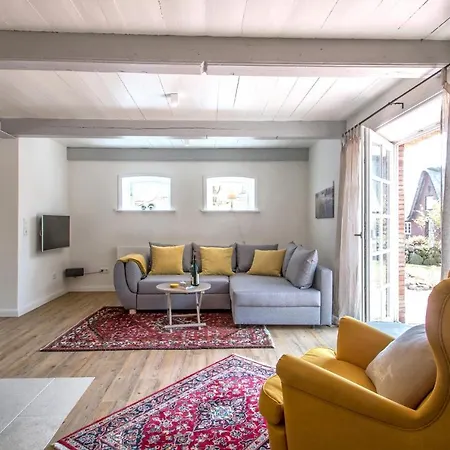 Reethus Gluecklicher Matthias Hausteil Uasterlun *