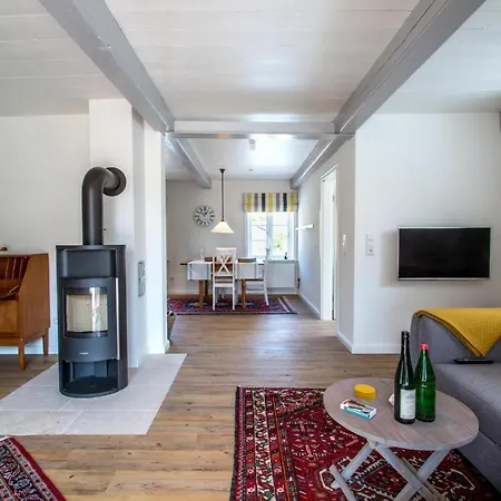 Reethus Gluecklicher Matthias Hausteil Uasterlun * Oldsum